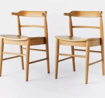 2 SILLAS DE MADERA